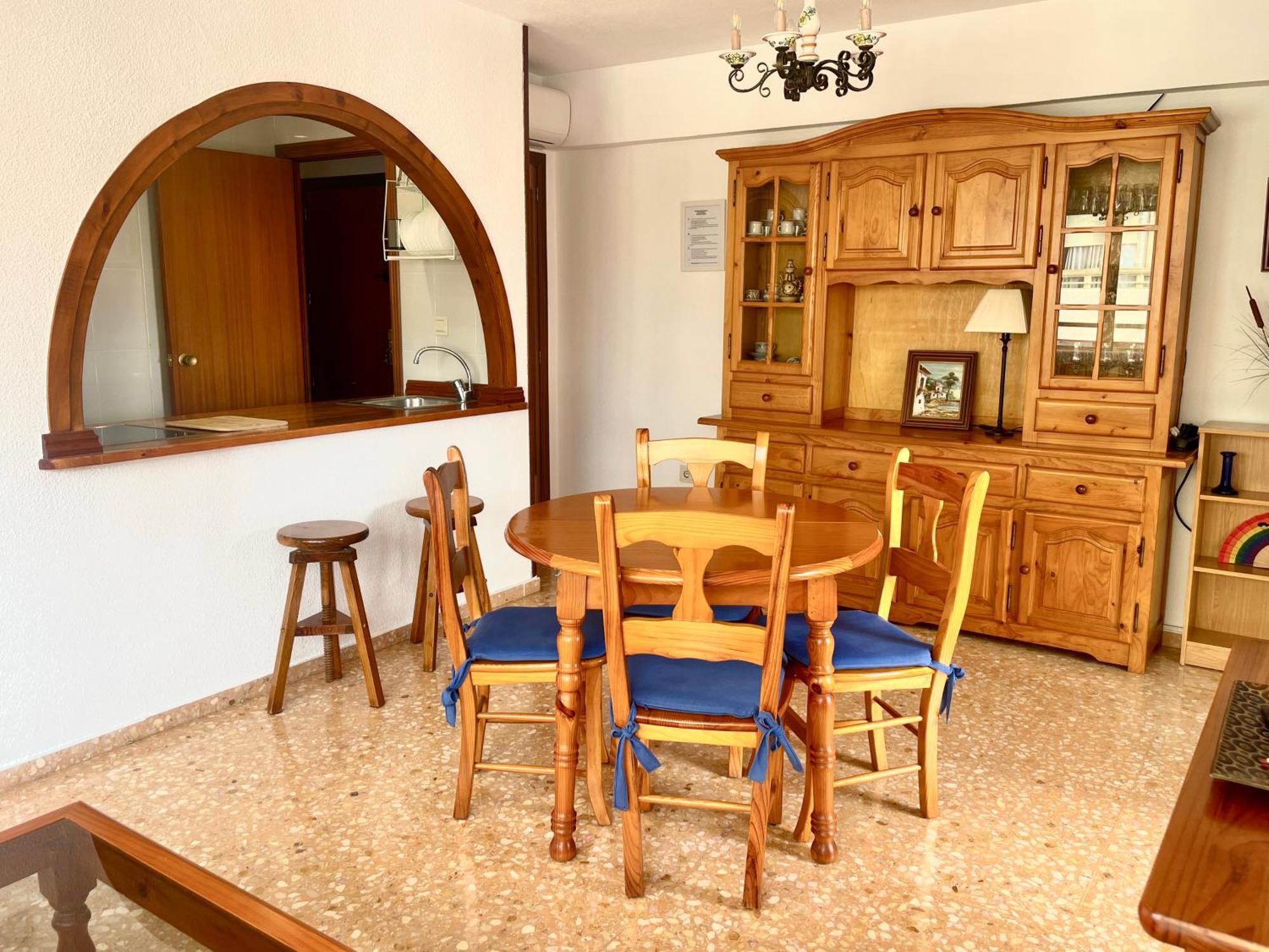 De Dos Y Bano En Mariscal 5 * Benidorm